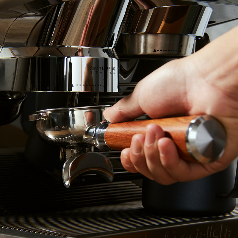 E61 グループヘッド底なしポルタフィルター 58 ミリメー - Coffee Machine Expobar のレビューと価格